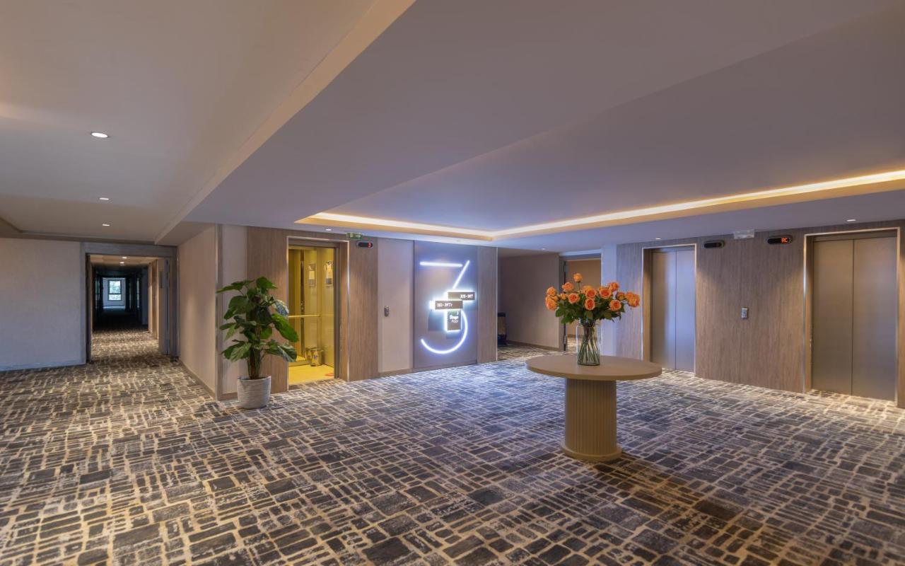 Campanile El Mechtel Tunis Hotel Bagian luar foto
